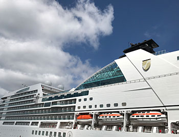 Seabourn Ovation Cruise Ship Photo © www.mrs-smith.com/photography Mrs Smith Photography